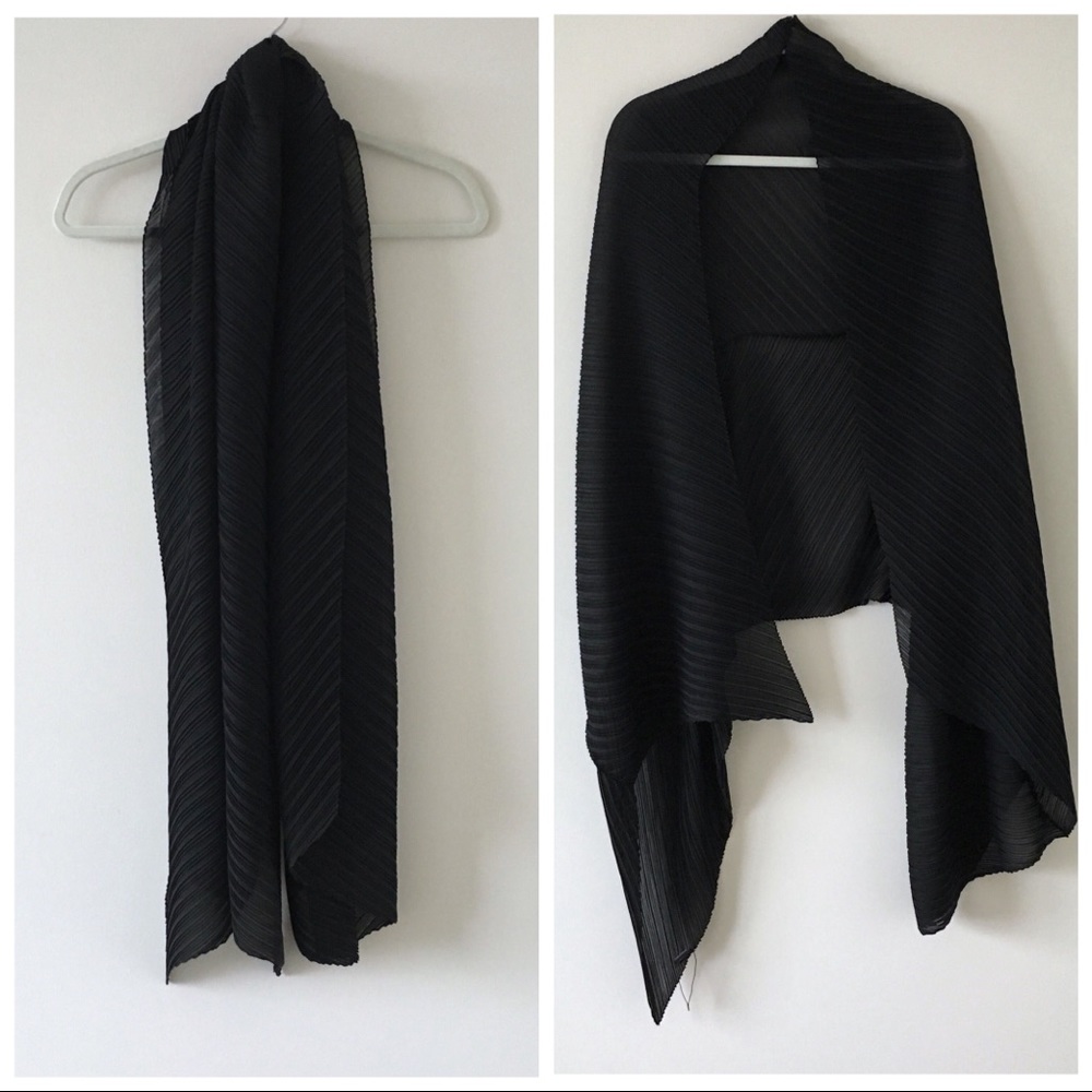 Ungaro | Textured Scarf